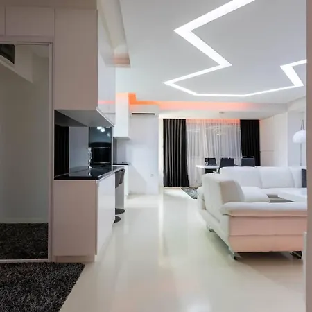 Serenity 2 - Luxury And Comfort Combined Apartment
