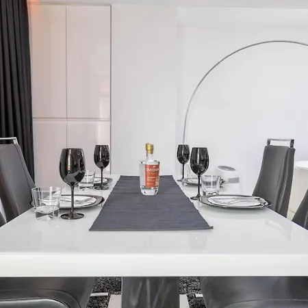 Apartment Serenity 2 - Luxury And Comfort Combined Skopje