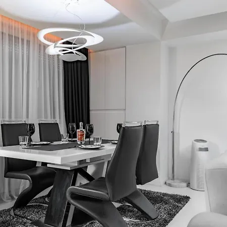 Serenity 2 - Luxury And Comfort Combined Skopje