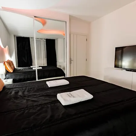 Serenity 2 - Luxury And Comfort Combined Apartment *