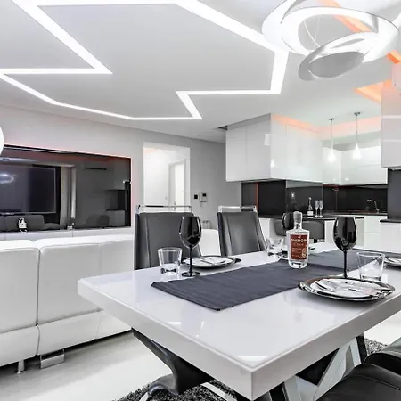Apartment Serenity 2 - Luxury And Comfort Combined