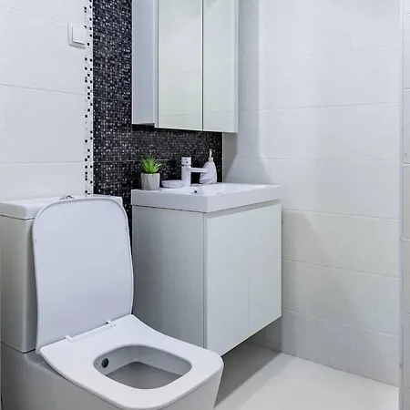 Serenity 2 - Luxury And Comfort Combined Apartment