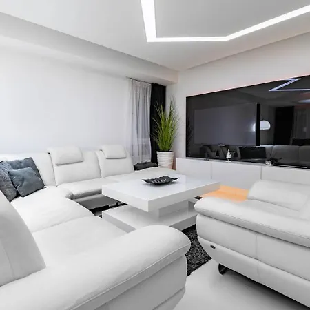 Serenity 2 - Luxury And Comfort Combined * Skopje