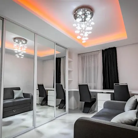 Serenity 2 - Luxury And Comfort Combined Apartment *